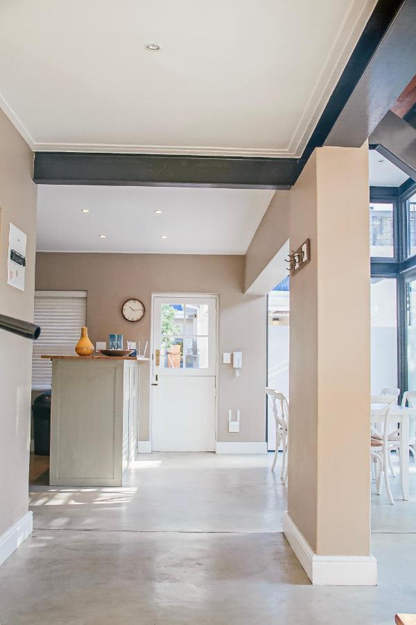De Haas Living @ Die Laan 40 สเตลเลนบอช ภายนอก รูปภาพ